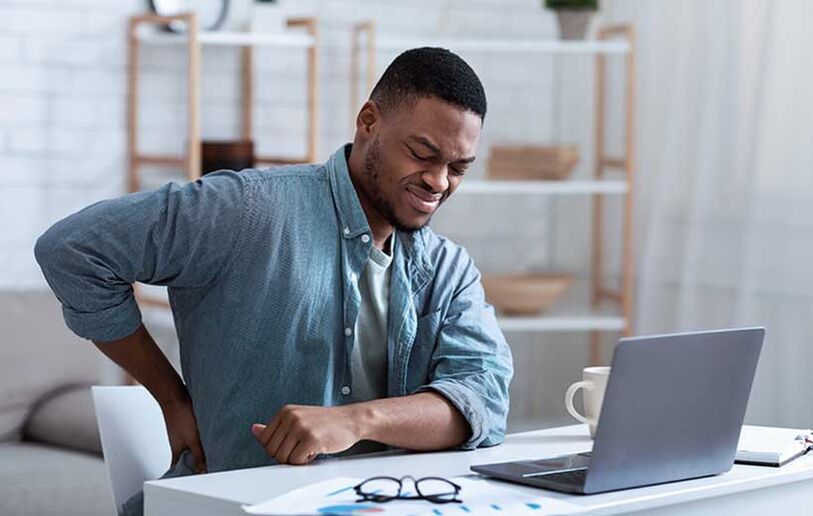 La osteocondrosis de la columna afecta a personas con trabajo sedentario